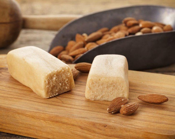 Organic Blanched Almond Flour Sweets