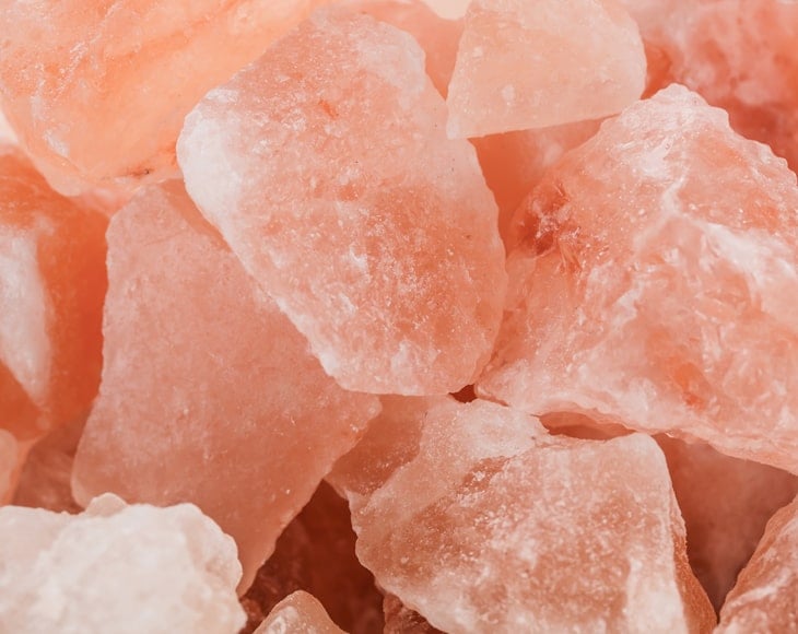 himalayan-pink-crystal-salt-min